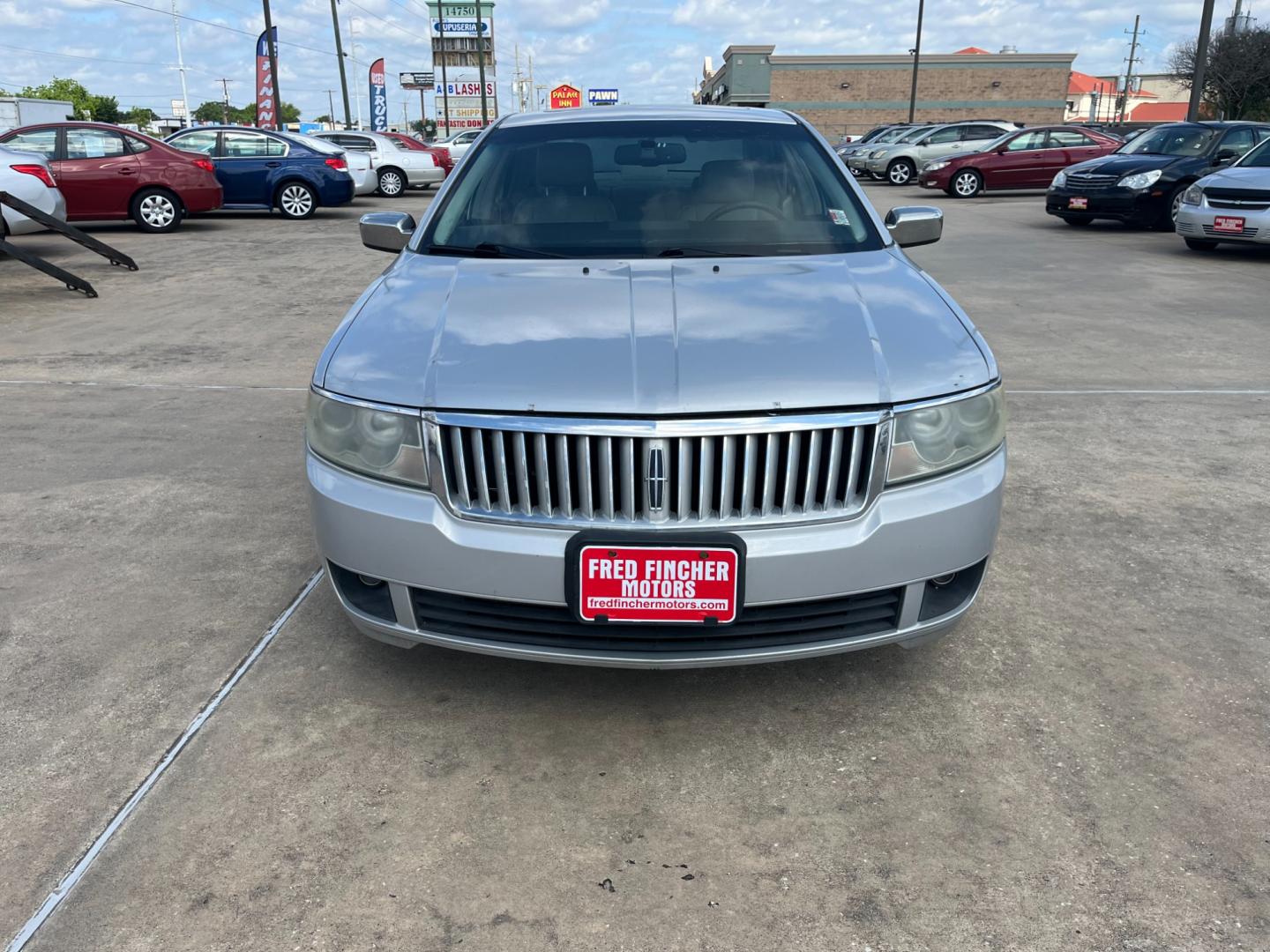 2006 SILVER /gray Lincoln Zephyr Base (3LNHM26146R) with an 3.0L V6 DOHC 24V engine, 6-Speed Automatic Overdrive transmission, located at 14700 Tomball Parkway 249, Houston, TX, 77086, (281) 444-2200, 29.928619, -95.504074 - Photo#1